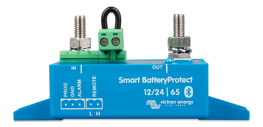 What is the range of voltage settings available in the Bluetooth app?